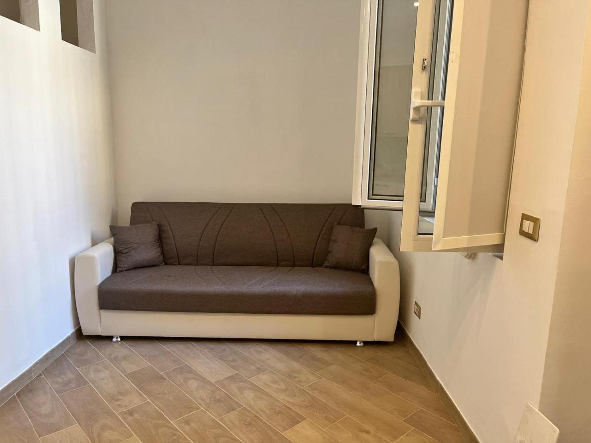 A Casa Di Alessandra Милано Екстериор снимка